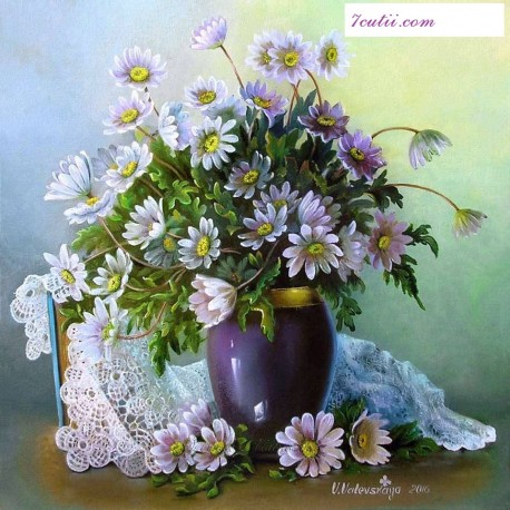 Pictura pe numere Florile albe in vaza albastra